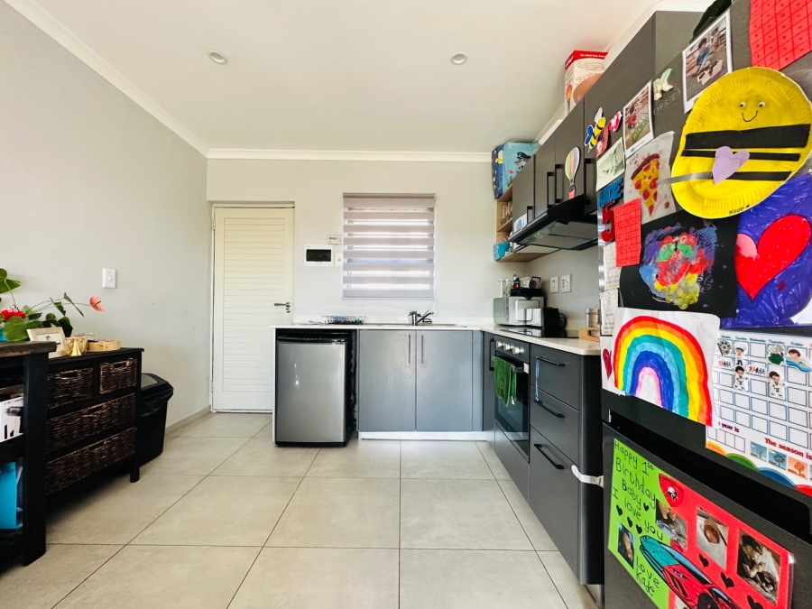 2 Bedroom Property for Sale in Parklands Western Cape